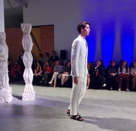 BLOGSSIPGIRL HA ESTADO ALLÍ: ARAGÓN FASHION WEEK. DESFILES DOZ, ROBERTO VERINO Y MARÍA ESCOTÉ