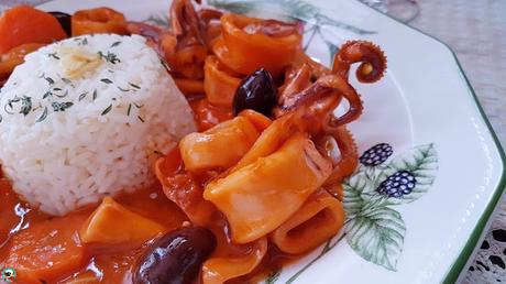 Calamares en salsa de zanahoria