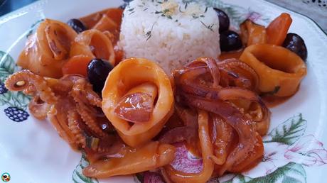 Calamares en salsa de zanahoria