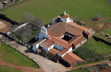 ▷ Que ver en Segura de León Convento-de-San-Benito ▷ Que ver en Segura de León