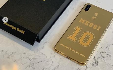 Lionel Messi y su iPhone XS Max gold de 24 kilates