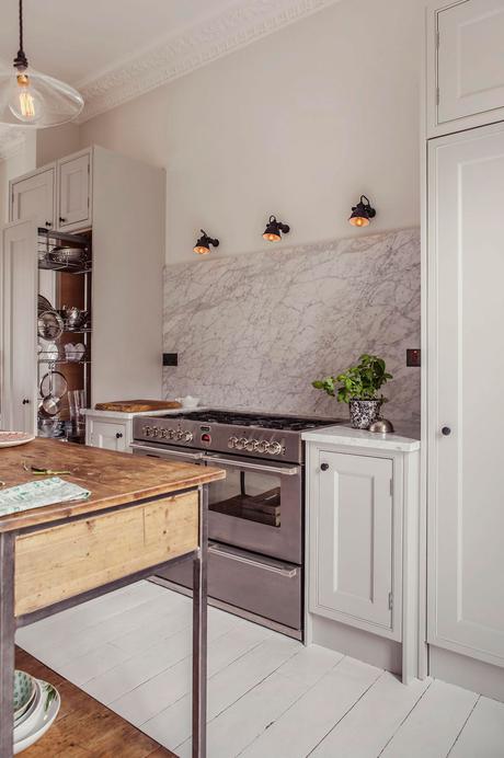 Crear una cocina acogedora y cálida.