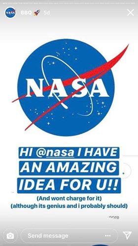 ¿Como acabas con el hambre? con un asador y un transbordador espacial