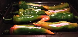PIMIENTOS VERDES RELLENOS DE JAMÓN  Y QUESO