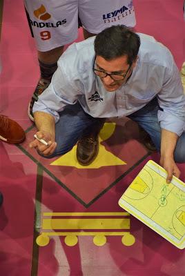 Galería de emociones del Bàsquet Femení Sant Adrià-Ensino