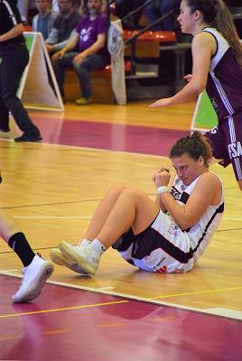 Galería de emociones del Bàsquet Femení Sant Adrià-Ensino