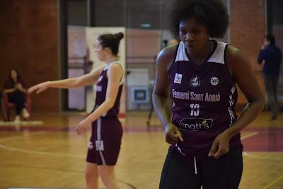 Galería de emociones del Bàsquet Femení Sant Adrià-Ensino