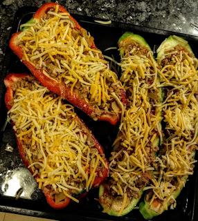 Calabacines y Pimientos rellenos al horno Calabacines y Pimientos rellenos al horno