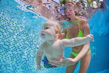 Con qué frecuencia llevar a los bebés a la piscina Con qué frecuencia llevar a los bebés a la piscina