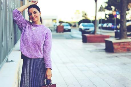 Cómo combinar una falda de purpurina Cómo combinar una falda de purpurina