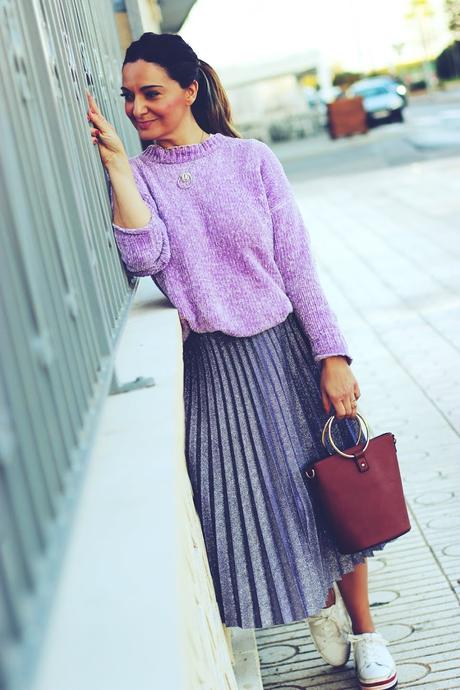 Cómo combinar una falda de purpurina