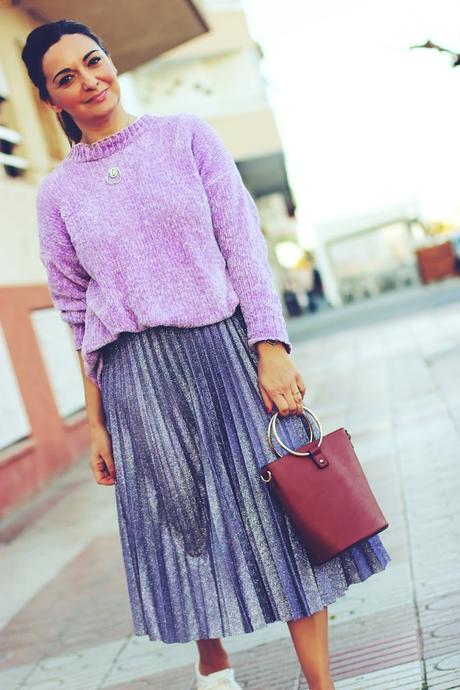 Cómo combinar una falda de purpurina Cómo combinar una falda de purpurina