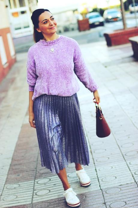 Cómo combinar una falda de purpurina Cómo combinar una falda de purpurina