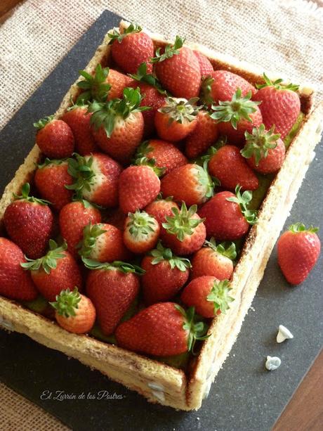 Tarta Caja de Fresas. Trampantojo