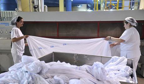 Como abrir un negocio de lavandería multiservicios en Perú
