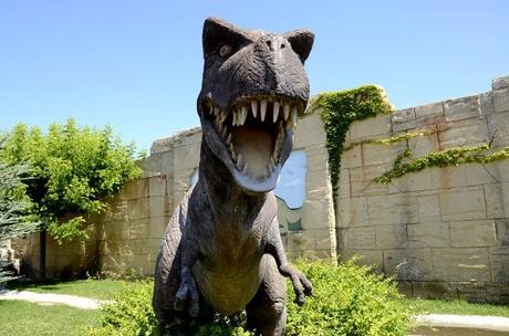 Fotos-Dinópolis-Teruel-boca-de-dinosaurio ▷ Esto es para visitar el interesante Parque Jurásico de Dinópolis Teruel.