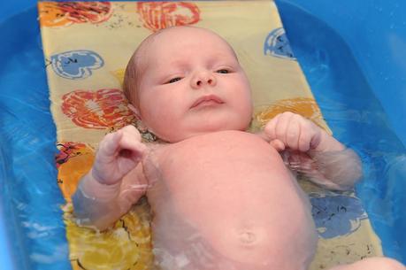 El recién nacido es frágil, pero no se rompe