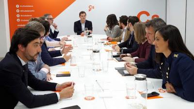 ¿De qué se ríen los candidatos, de qué se ríen? (II) Albert Rivera.