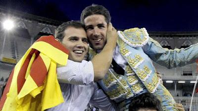 ¿De qué se ríen los candidatos, de qué se ríen? (II) Albert Rivera.