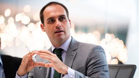 GUAIDÓ SE BASA EN UN MANUAL DE EEUU PARA LA “OPERACIÓN LIBERTAD”