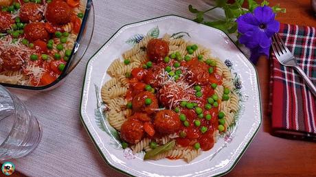 Macarrones con albóndigas Macarrones con albóndigas
