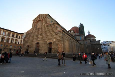 plaza-e-iglesia-de-san-lorenzo-en-florencia Que ver en Florencia en 3 días: ruta imprescindible