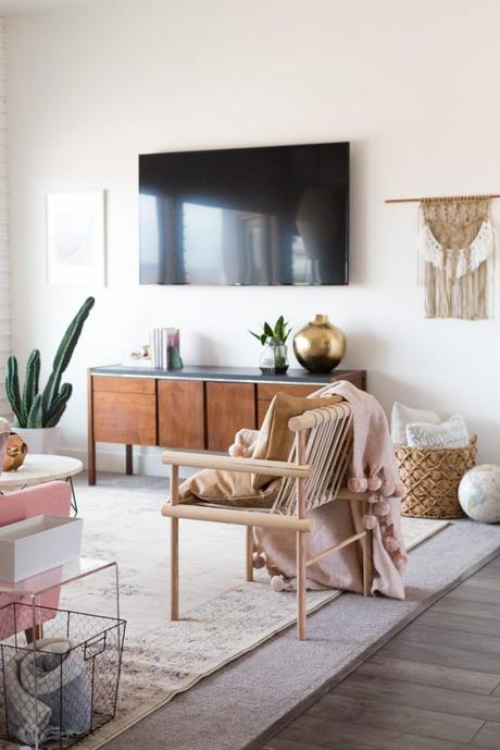 Touch of Pink. Como decorar con un sofa rosa