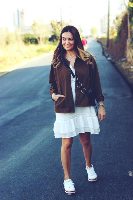 Como combinar un vestido blanco Como combinar un vestido blanco