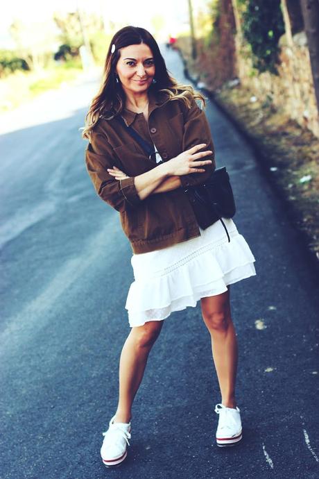 Como combinar un vestido blanco