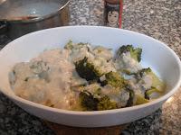 Brécol gratinado con merluza