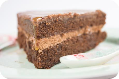 Tarta de chocolate y caramelo salado