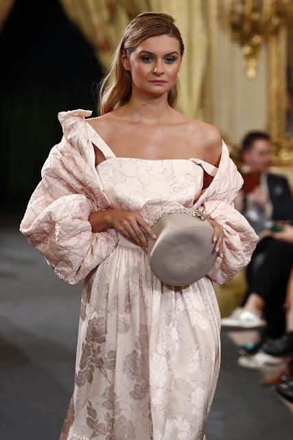 La colección más romántica de vestidos de novia de Atelier Couture viene de la mano de la diseñadora Alicia Rueda