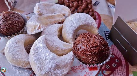 Mostachones de almendras Mostachones de almendras