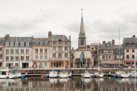 Honfleur ciudad imprescindible Normandia viaje turismo
