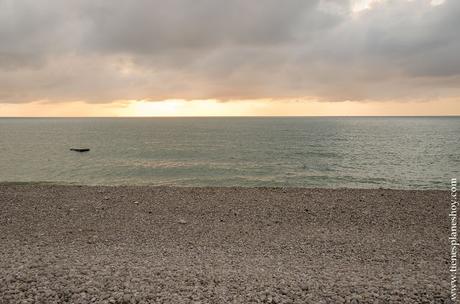 Fécamp playa atardecer Normadia viaje turismo