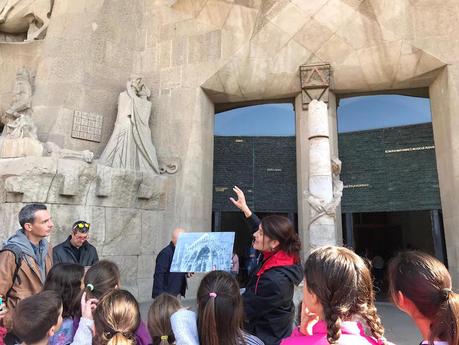 TALLERES DE SEMANA SANTA EN LA SAGRADA FAMILIA