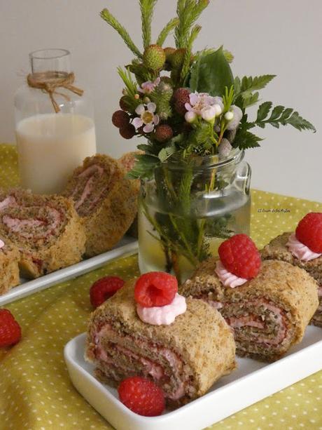 Brazo de Gitano de Té Matcha, Frambuesa y Queso Brazo de Gitano de Té Matcha, Frambuesa y Queso