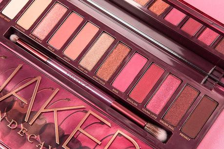 Fitness And Chicness-Urban Decay Friends Fanatics-3