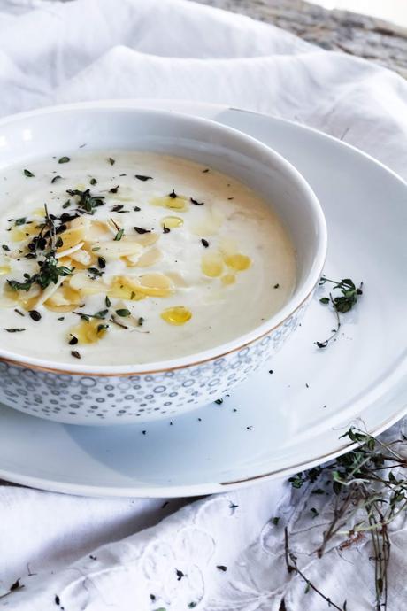 Crema de ajoblanco , receta tradicional