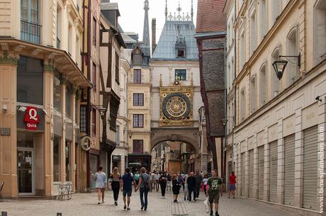 Le Gros Horloge Ruan Rouen viaje Normandía turismo capital 