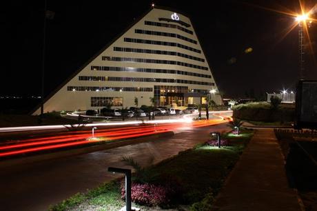 Los hermanos Rodríguez en el Eurobuilding Guyana