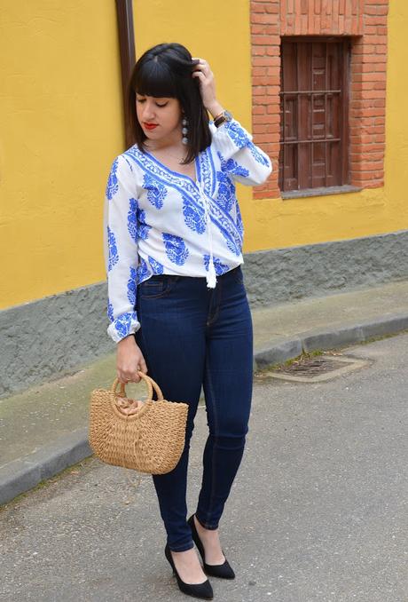 Top cruzado de estilo boho