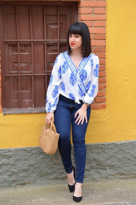 Top cruzado de estilo boho