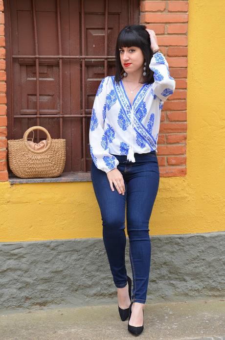 Top cruzado de estilo boho