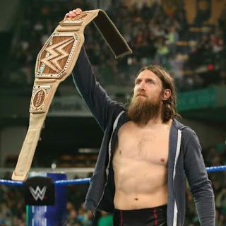 Daniel Bryan  dijo no será estelar culpa de Kofi Kingston