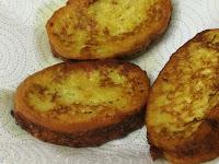 TORRIJAS DE BATICATE CON Y SIN MIEL (plátano y aguacate) TORRIJAS DE BATICATE CON Y SIN MIEL (plátano y aguacate)