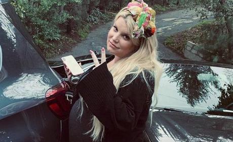 #Mujeres acusan a Jessica Simpson de avergonzarlas con su #leche #materna #Mujeres acusan a Jessica Simpson de avergonzarlas con su #leche #materna