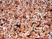 Spencer Tunick desnuda 1.300 valencianos