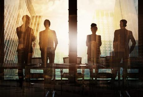 CUANDO LOS LÍDERES NOS QUEDAMOS FUERA DEL CAMINO CUANDO LOS LÍDERES NOS QUEDAMOS FUERA DEL CAMINO