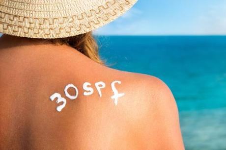 La importancia de protegerse del sol en primavera y cómo hacerlo